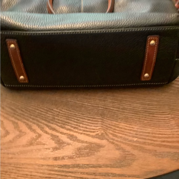 Dooney & Bourke Chelsea pebble Bag - Picture 5 of 8